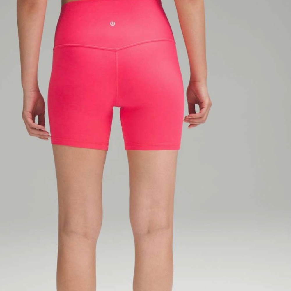 Lulu lemon align high rise short 6” size 4 lip gloss color